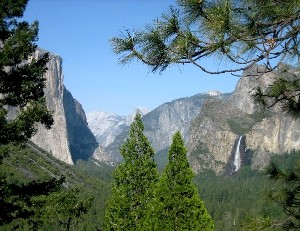 Yosemite tunnel view
